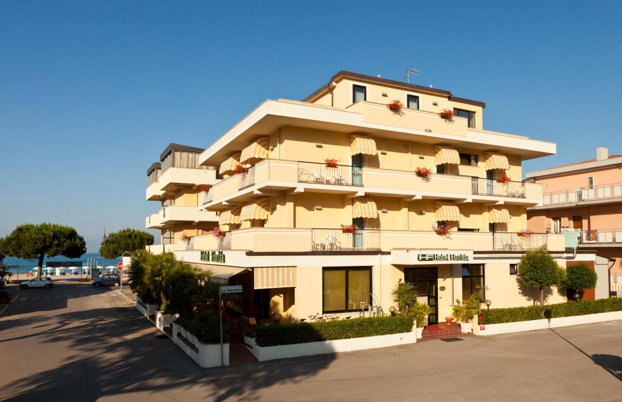 Hotel Florida Silvi Marina Exterior foto