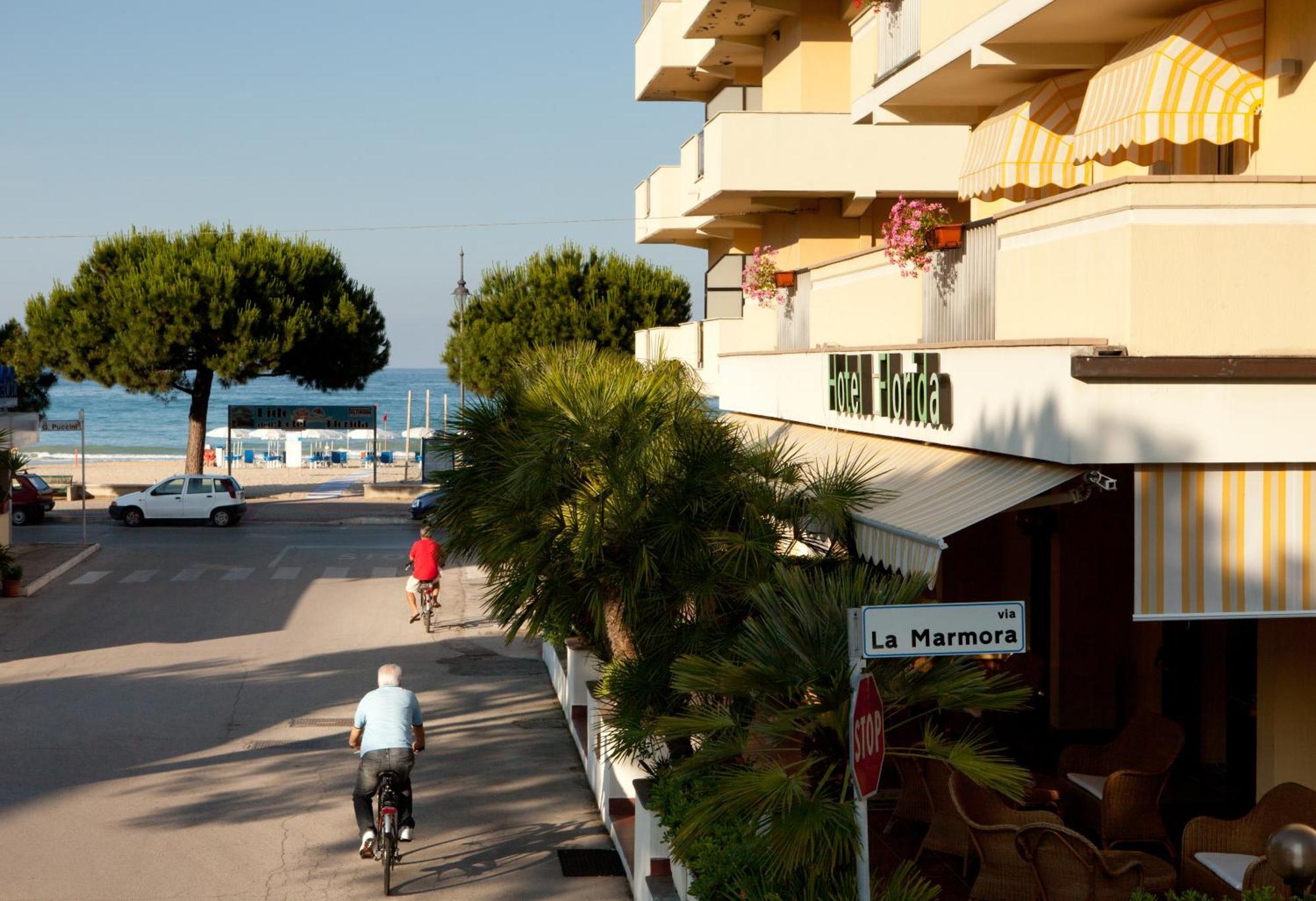 Hotel Florida Silvi Marina Exterior foto